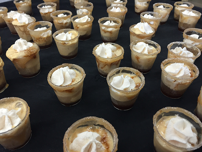 Pumpkin Beer Floats_cups_Blog Pierre's Ice Cream